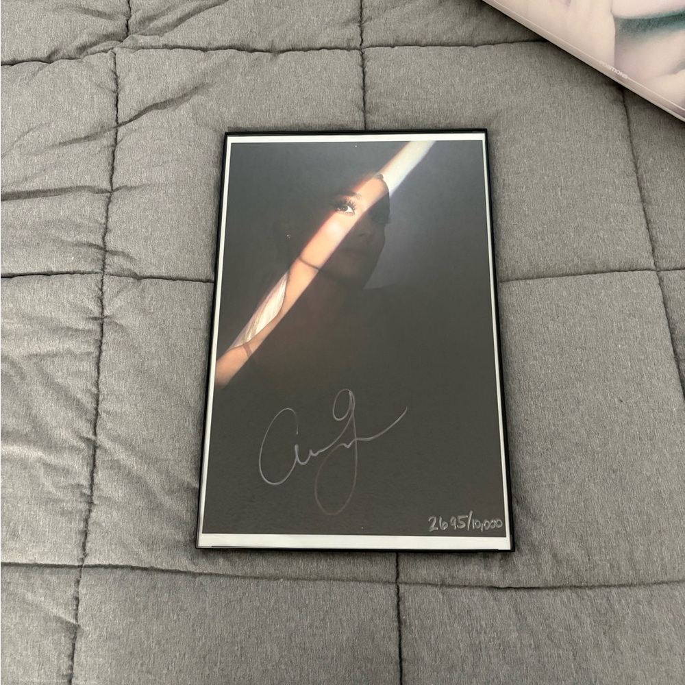 SIGNED ARIANA GRANDE POSTER